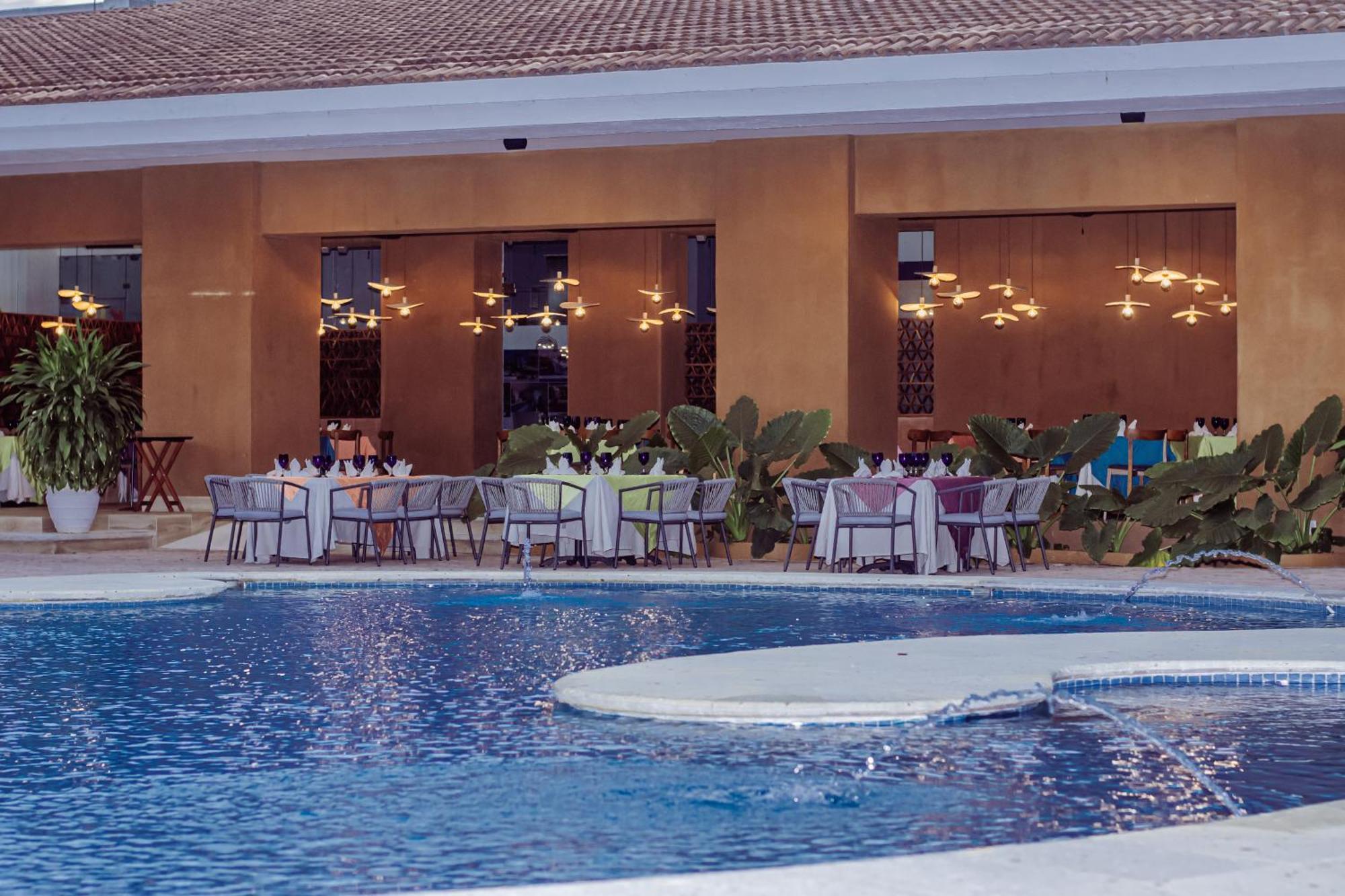 Park Royal Beach Huatulco Tangolunda Bagian luar foto